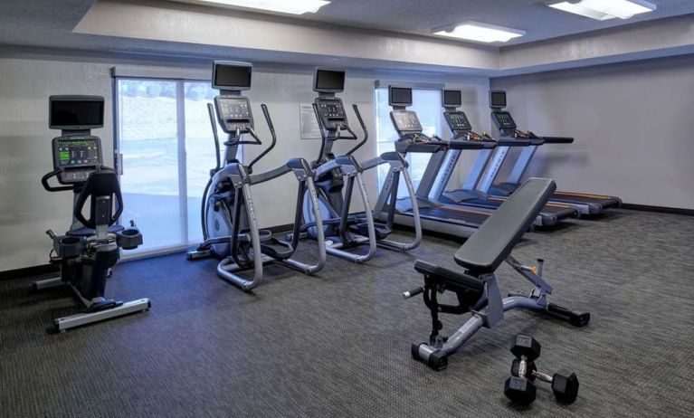 Fitness center at Sonesta Select Minneapolis Eden Prairie.