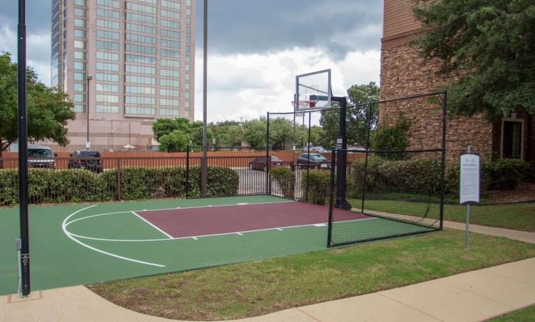 The hotel’s basketball court provides the chance to stay fit in the fresh air and is separated from the car park with fencing.