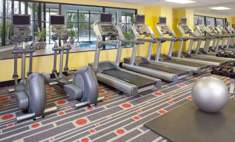 Sonesta Nashville Airport’s fitness center is equipped with gym balls, free weights, assorted exercise machines, and is adjacent to the indoor pool.