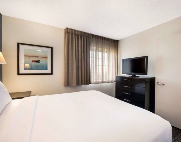 Sonesta Simply Suites Parsippany Morris Plains - Morris Plains Day Use ...