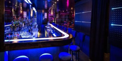 Bar and night life at Apo View Hotel.