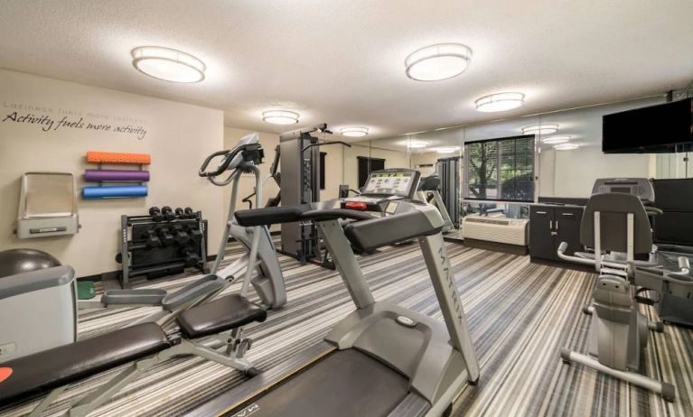 Sonesta Simply Suites Hampton’s fitness center is equipped with free weights, a widescreen TV, and a range of exercise machines.