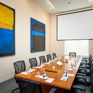 Professional meeting room at Novotel Toronto Vaughan Centre.