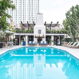 Large outdoor pool at Hotel Figueroa.