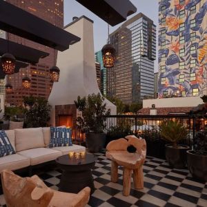 Relaxing lounge area at Hotel Figueroa.