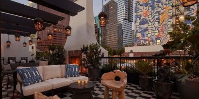 Relaxing lounge area at Hotel Figueroa.