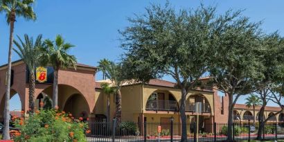 Outdoor garden space at Super 8 By Wyndham Houston/Webster.