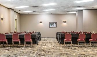 Professional meeting room at EnVision Hotel St. Paul South.