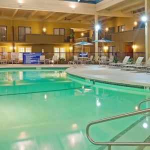 Indoor pool at EnVision Hotel And Conference Center Mansfield Foxboro.