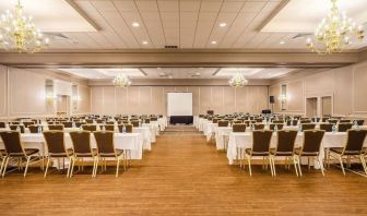 Meeting and conference room at EnVision Hotel And Conference Center Mansfield Foxboro.