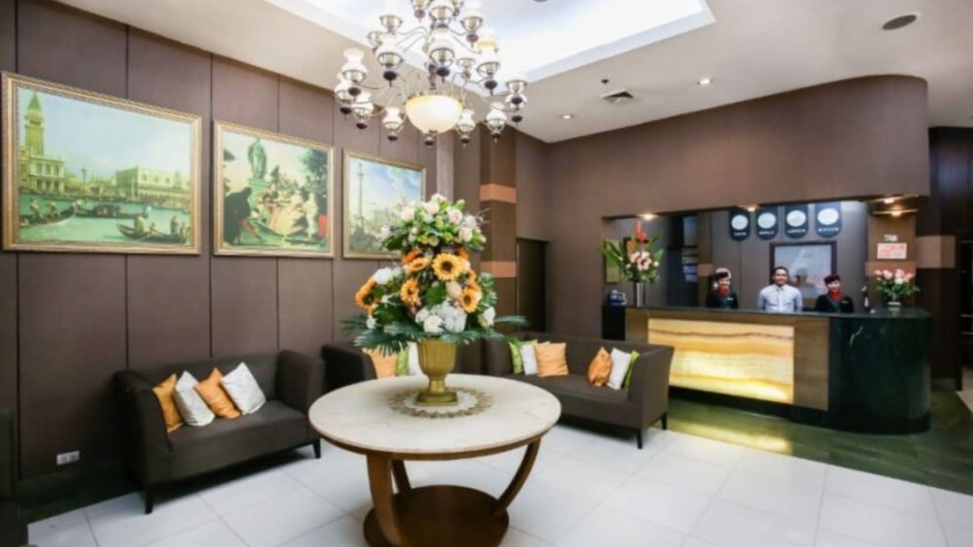 Eurotel Makati - Makati Day Use Rooms | HotelsByDay.com