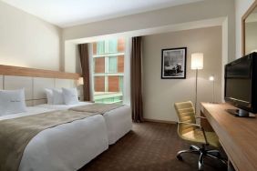 Day use room with natural light at DoubleTree By Hilton Milan.