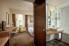 Spacious day use room with private bathroom at DoubleTree By Hilton Milan.