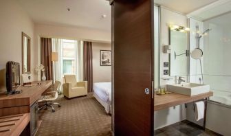 Spacious day use room with private bathroom at DoubleTree By Hilton Milan.