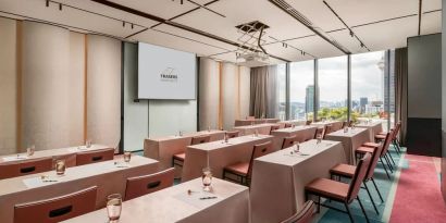 Professional meeting room at Capri By Fraser Bukit Bintang.