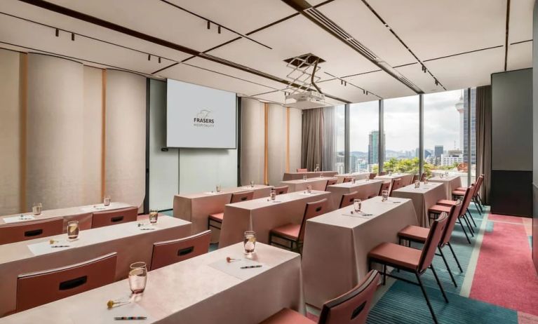 Professional meeting room at Capri By Fraser Bukit Bintang.