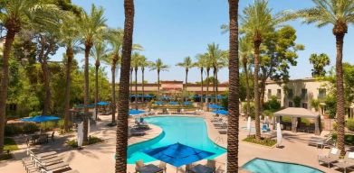 Large outdoor pool at Hilton Scottsdale Resort & Villas.