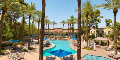 Large outdoor pool at Hilton Scottsdale Resort & Villas.