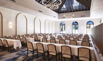 Professional meeting room at Hotel Dena, Pasadena Los Angeles.