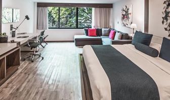 Flowsuites Condesa