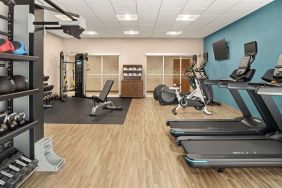 Fitness center available at Hampton Inn & Suites Miami Kendall. 