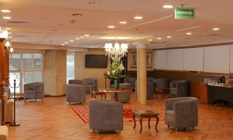 Lobby and lounge at Gran Hotel de la Ciudad de México.