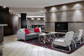 Lounge and coworking space at Four Points By Sheraton Mississauga Meadowvale.