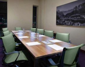 Meeting room at Hilton Garden Inn Monterrey Aeropuerto.