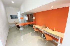 Business center at Hotel Star Express Puebla.