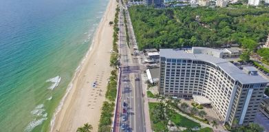 Ocean views and coastal location at Sonesta Fort Lauderdale Beach.