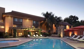 Outdoor pool at Sonesta Silicon Valley.