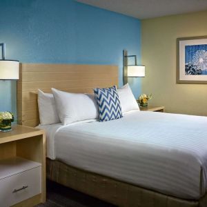 Romantic day use room at Sonesta ES Suites Cincinnati - Blue Ash.