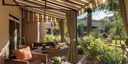 Day room with terrace at Sonesta Suites Scottsdale Gainey Ranch.