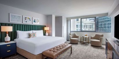 Day use room with natural light at Royal Sonesta Chicago Downtown. 