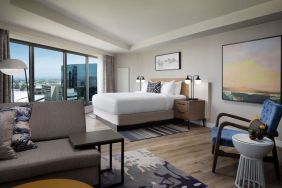 Day use room with natural light at Sonesta Irvine.