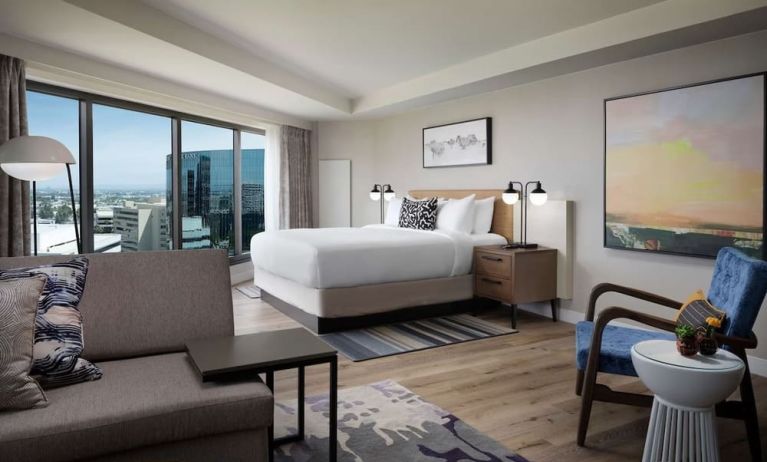 Day use room with natural light at Sonesta Irvine.