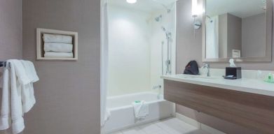 Guest bathroom at Sonesta Anaheim Resort Area.