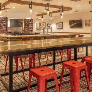 Bar area at Sonesta Anaheim Resort Area.