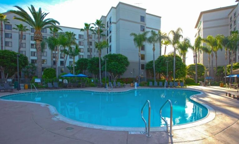 Outdoor pool at Sonesta Anaheim Resort Area.