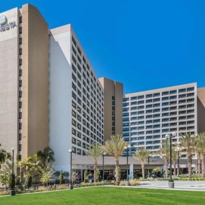 Hotel exterior and parking space at Sonesta Los Angeles Airport LAX.