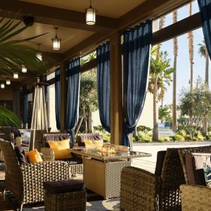 Relaxing dining and coworking space at Sonesta Redondo Beach & Marina.