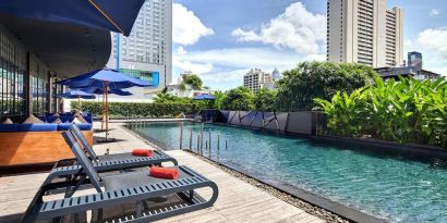 Stunning outdoor pool at Fraser Suites Sukhumvit, Bangkok.