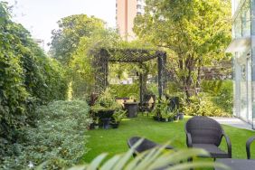 Outdoor garden at Modena By Fraser Bangkok.