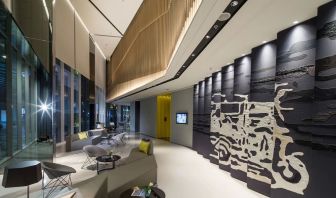 Lobby and lounge area at Modena By Fraser Bangkok.