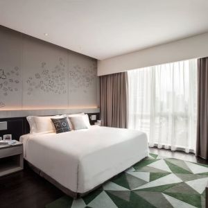 Day use room with natural light at Fraser Place Setiabudi Jakarta.