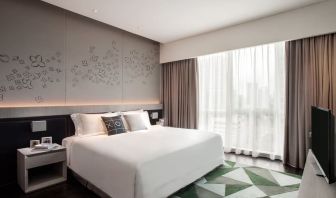 Day use room with natural light at Fraser Place Setiabudi Jakarta.