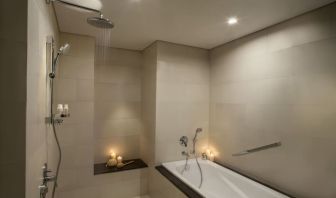 Private guest bathroom at Fraser Place Setiabudi Jakarta.