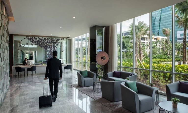 Lobby and lounge at Fraser Place Setiabudi Jakarta.