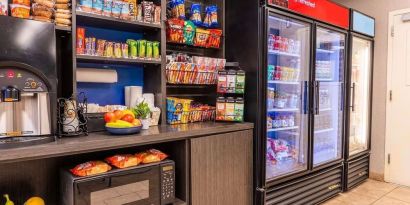 Snack bar at Sonesta Simply Suites Oklahoma City Airport.