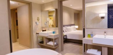 Guest bathroom at Modena By Fraser Buriram.